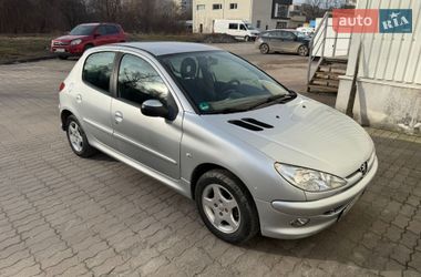 Хетчбек Peugeot 206 2008 в Львові