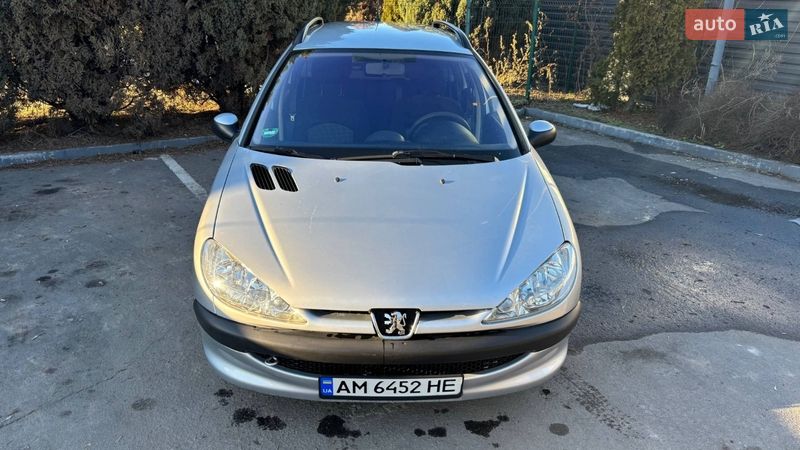 Универсал Peugeot 206 2003 в Житомире
