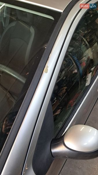 Седан Peugeot 206 2005 в Києві