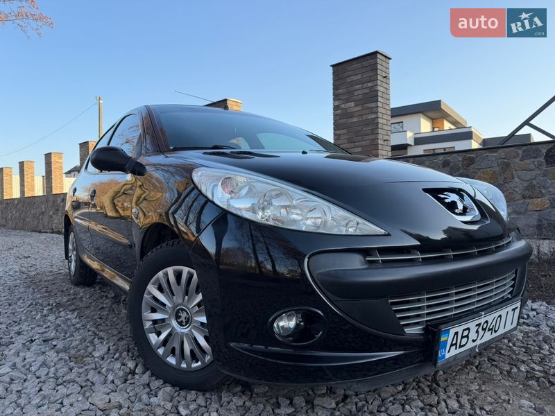 Седан Peugeot 206 2011 в Виннице