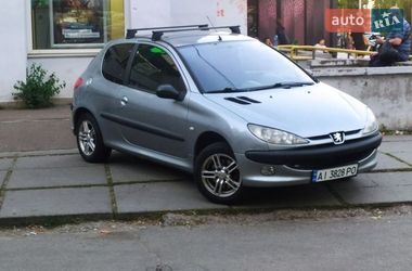 Хэтчбек Peugeot 206 2004 в Киеве