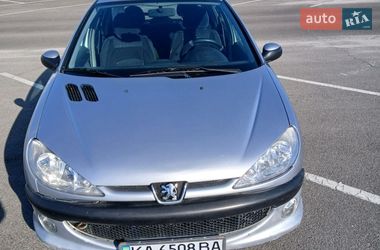 Хетчбек Peugeot 206 2000 в Києві