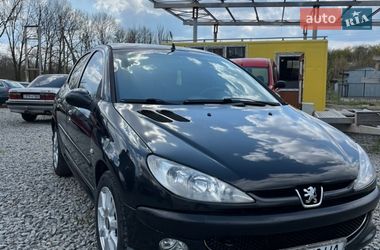 Хетчбек Peugeot 206 2005 в Хотині