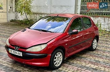 Хэтчбек Peugeot 206 2006 в Черновцах