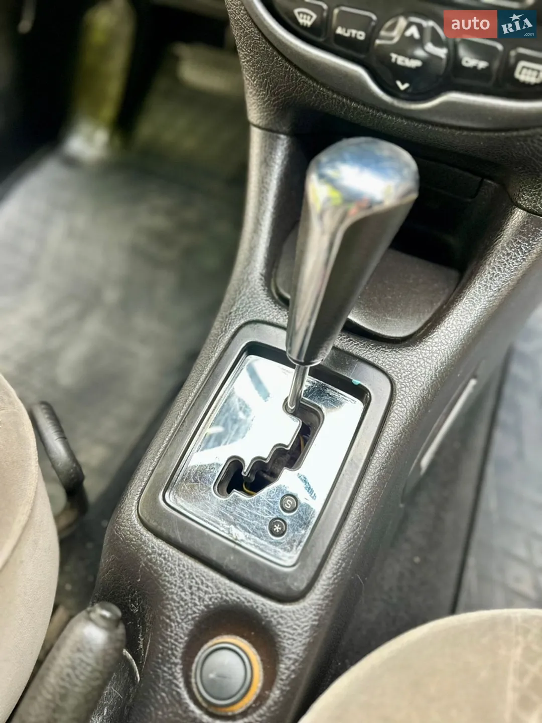 2006 Peugeot 206 - мініатюра 19