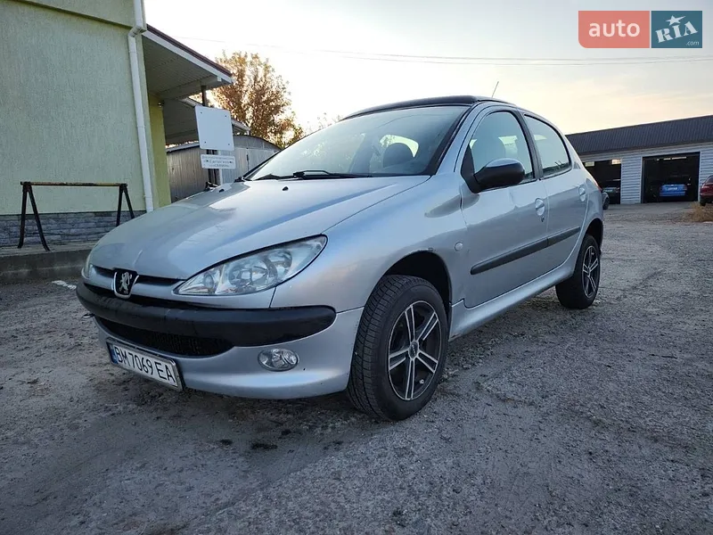 Peugeot 206