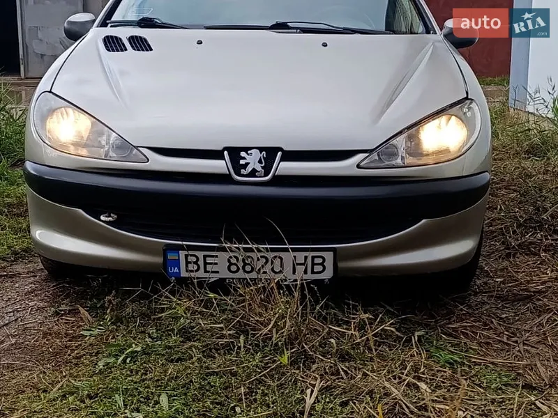 Peugeot 206