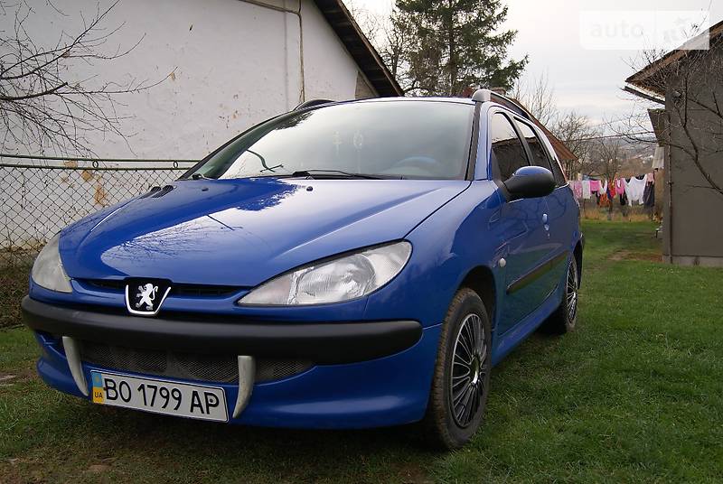 Універсал Peugeot 206 2003 в Коломиї