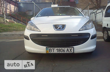 Хетчбек Peugeot 207 2008 в Києві