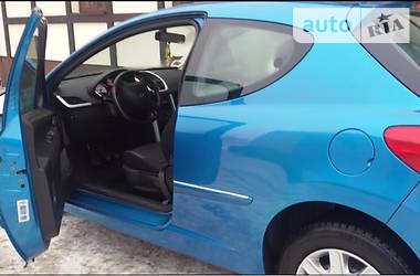 Хэтчбек Peugeot 207 2011 в Ровно