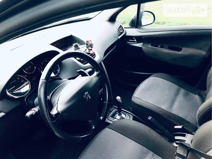 Хетчбек Peugeot 207 2008 в Миколаєві фото 2 Хетчбек Peugeot 207 2008 в Миколаєві