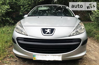 Peugeot 207 2007