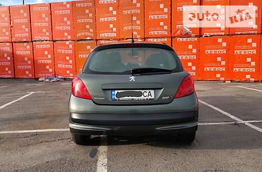 Хетчбек Peugeot 207 2008 в Ужгороді