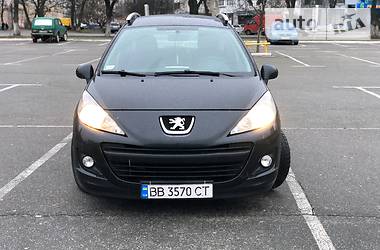 Универсал Peugeot 207 2011 в Киеве