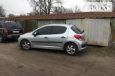 Peugeot 207 2010