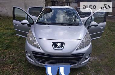 Peugeot 207 2010