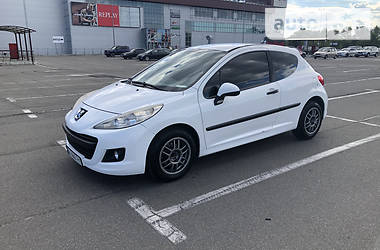 Peugeot 207 2010