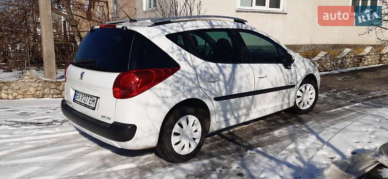 Универсал Peugeot 207 2009 в Хмельницком