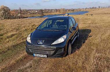 Хетчбек Peugeot 207 2009 в Житомирі