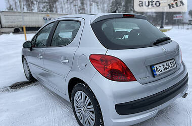 Хэтчбек Peugeot 207 2008 в Ковеле