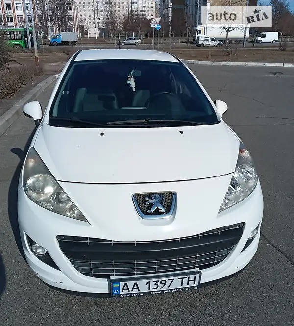 Peugeot 207 2011