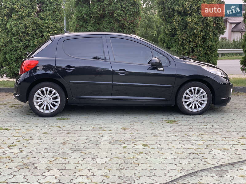 Хэтчбек Peugeot 207 2008 в Дубно фото 13 Хэтчбек Peugeot 207 2008 в Дубно