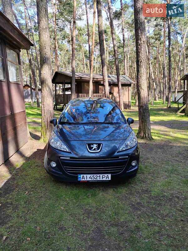 Универсал Peugeot 207 2009 в Киеве