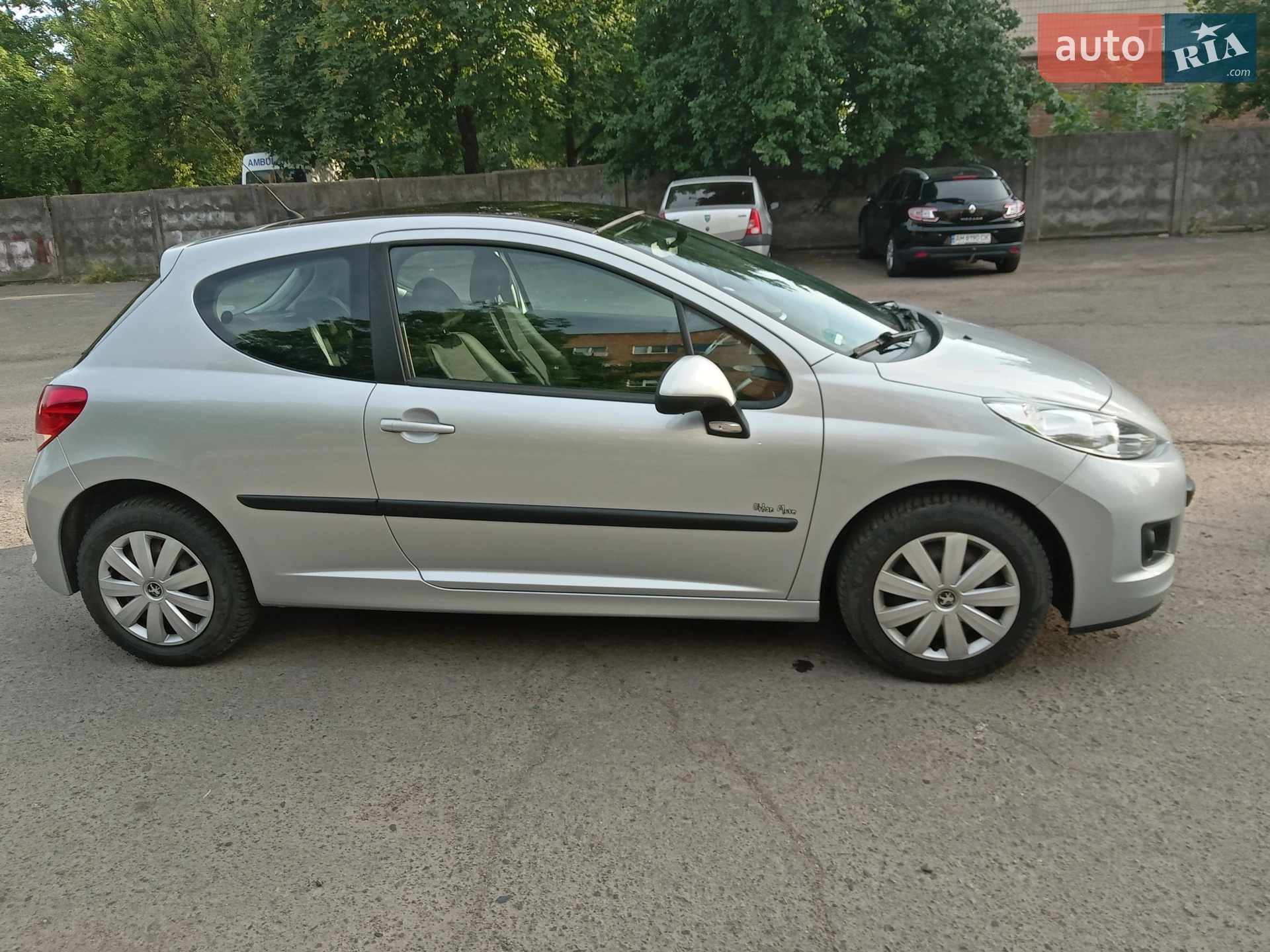 2010 Peugeot 207 - мініатюра 2