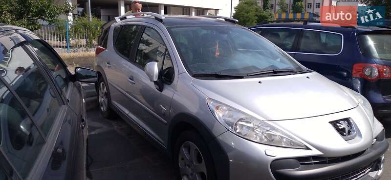 Универсал Peugeot 207 2008 в Киеве