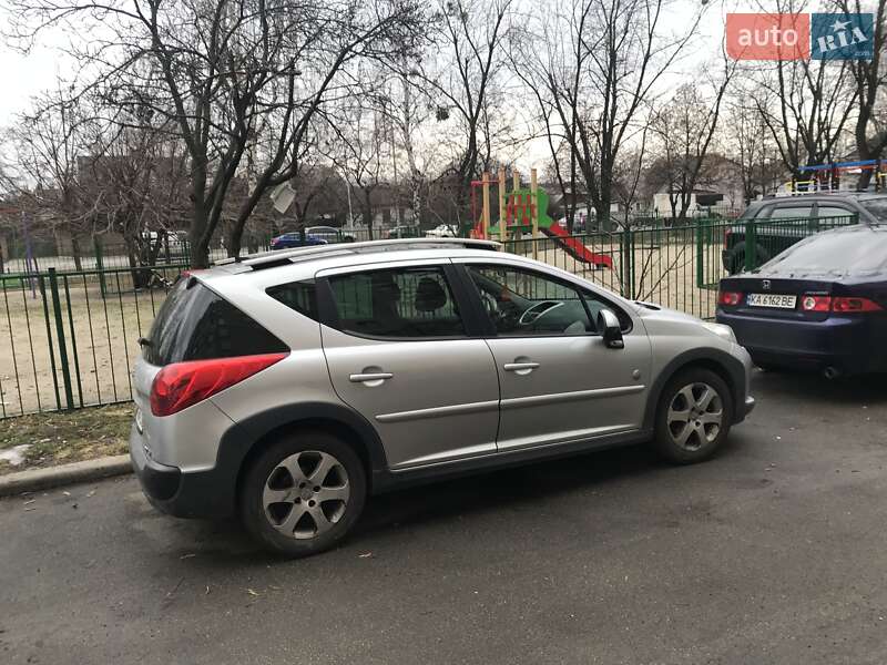 Универсал Peugeot 207 2008 в Киеве