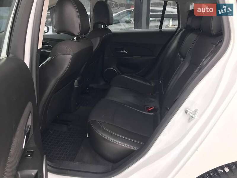 Универсал Peugeot 207 2008 в Киеве