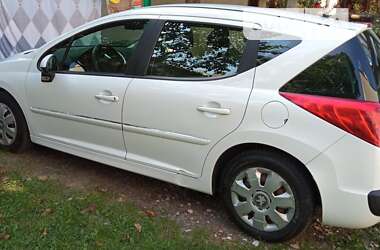 Універсал Peugeot 207 2012 в 