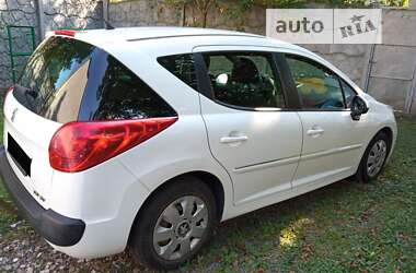 Універсал Peugeot 207 2012 в 