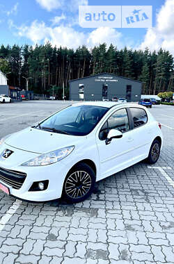 Хетчбек Peugeot 207 2010 в Львові