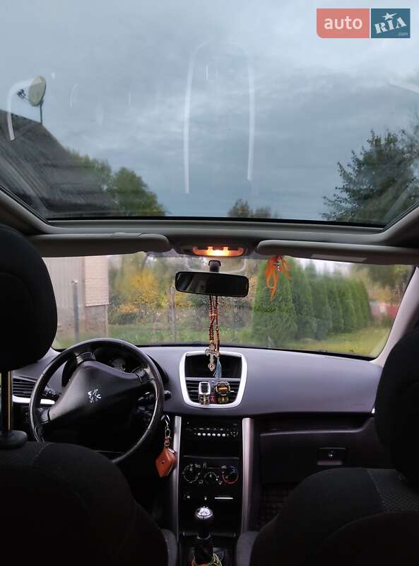 Универсал Peugeot 207 2007 в Кременце фото 5 Универсал Peugeot 207 2007 в Кременце