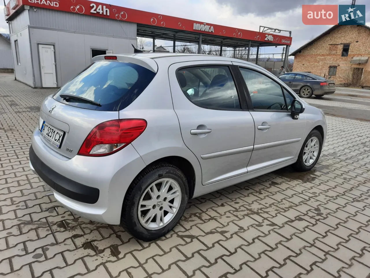 2011 Peugeot 207 - мініатюра 13