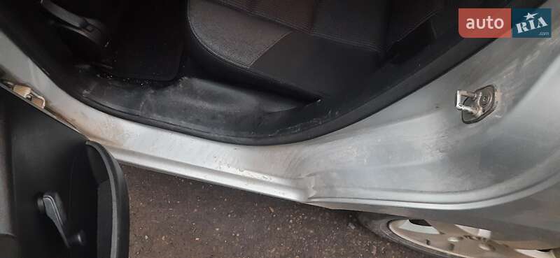 Универсал Peugeot 207 2010 в Броварах фото 19 Универсал Peugeot 207 2010 в Броварах