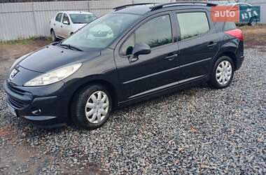 Хэтчбек Peugeot 207 2009 в Ватутино