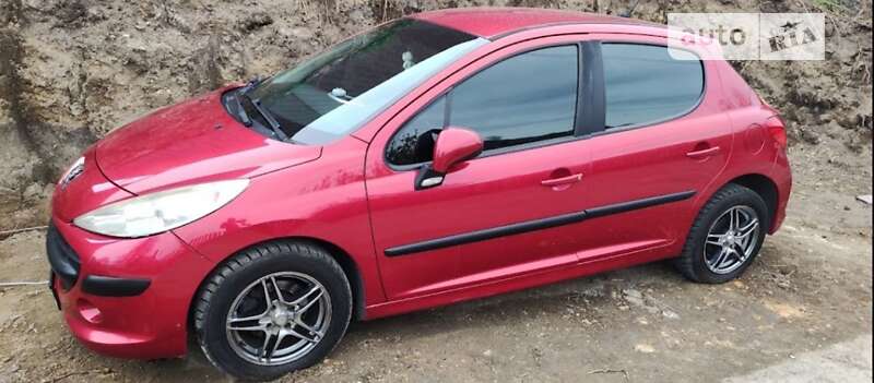 Хетчбек Peugeot 207 2008 в Одесі