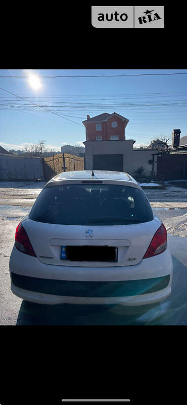 Хэтчбек Peugeot 207 2011 в Одессе