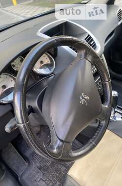 Хэтчбек Peugeot 207 2007 в Киеве