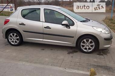 Хэтчбек Peugeot 207 2008 в Стрые