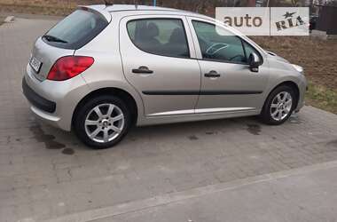 Хэтчбек Peugeot 207 2008 в Стрые