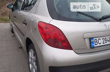 Хэтчбек Peugeot 207 2008 в Стрые