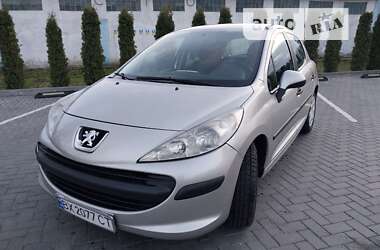 Хэтчбек Peugeot 207 2007 в Любаре