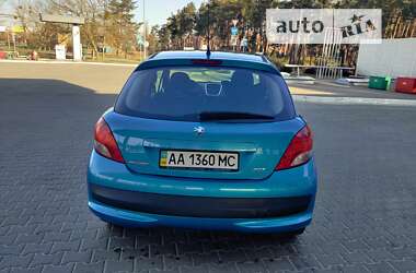 Хэтчбек Peugeot 207 2011 в Киеве