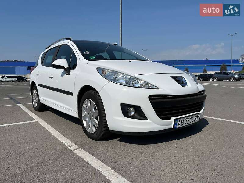 Peugeot 207 2010 Peugeot 207 2010