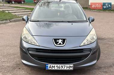 Хэтчбек Peugeot 207 2008 в Овруче