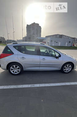 Универсал Peugeot 207 2007 в Сумах