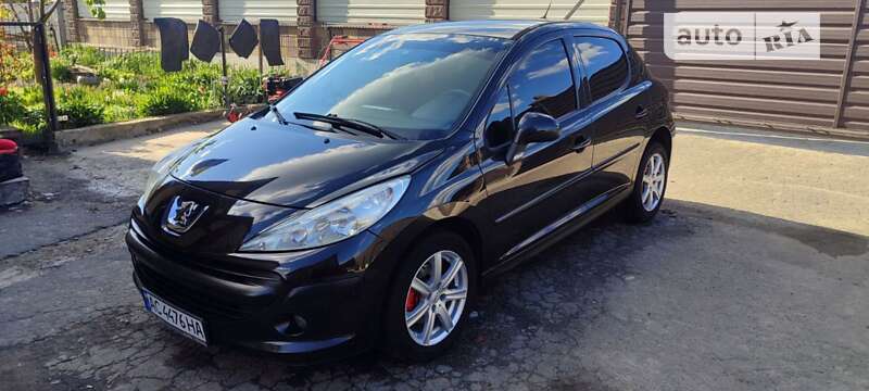 Хетчбек Peugeot 207 2008 в Луцьку